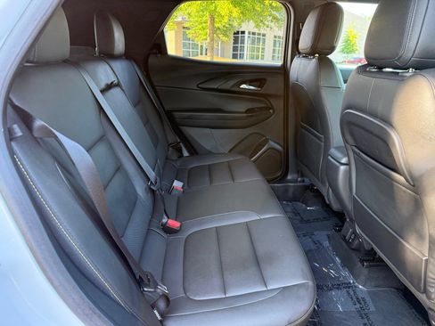 Used 2024 Chevrolet TrailBlazer ACTIV w/ Convenience Package FWD image 40
