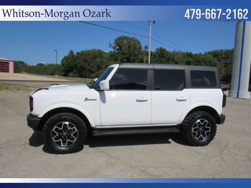Used 2024 Ford Bronco Outer Banks AWD/4WD image 6