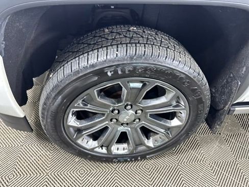 Used 2018 GMC Sierra 1500 Denali w/ Denali Ultimate Package image 16