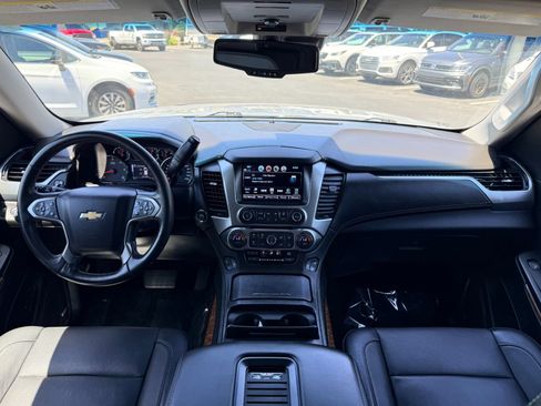 Used 2018 Chevrolet Tahoe Premier AWD/4WD image 13