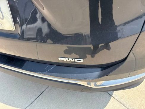 Certified 2019 GMC Terrain SLT w/ Preferred Package AWD/4WD image 9