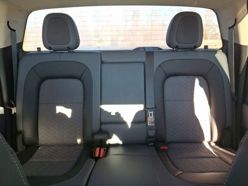 Used 2015 Chevrolet Colorado Z71 image 13