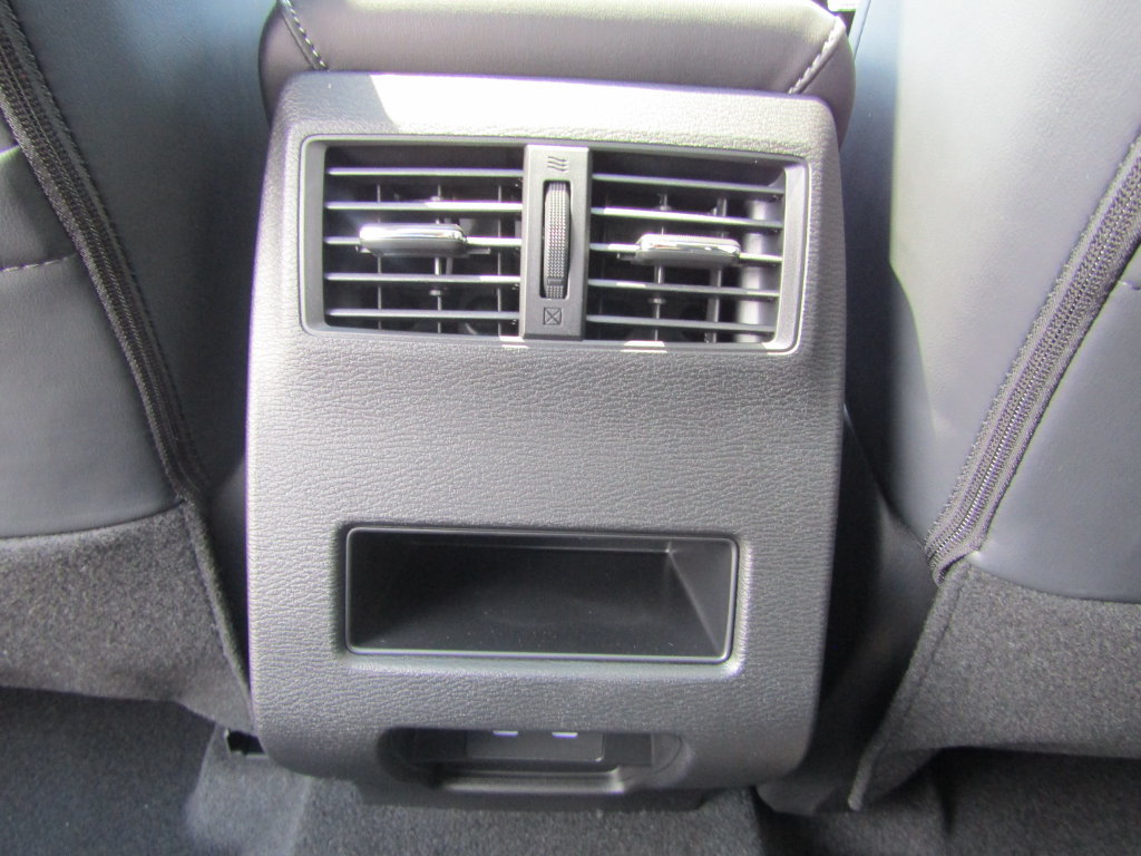 Used 2026 Mitsubishi Outlander AWD image 31