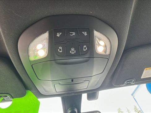 Used 2019 Chrysler Pacifica Touring-L w/ S Appearance Package FWD image 28