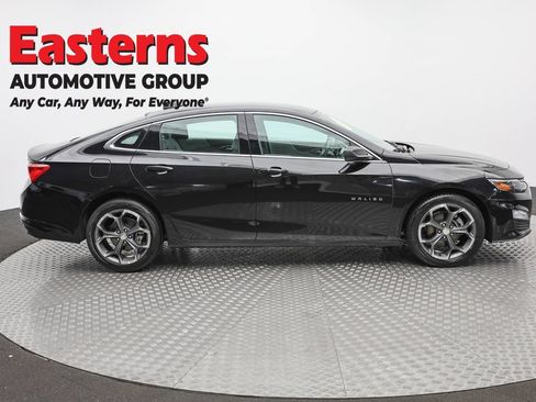 Used 2023 Chevrolet Malibu LT FWD image 4