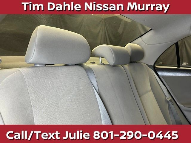 Used 2013 Toyota Corolla L FWD image 19