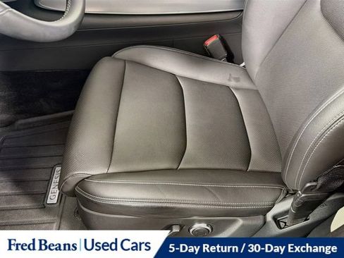 Used 2023 Genesis GV70 2.5T w/ Select Package AWD/4WD image 25