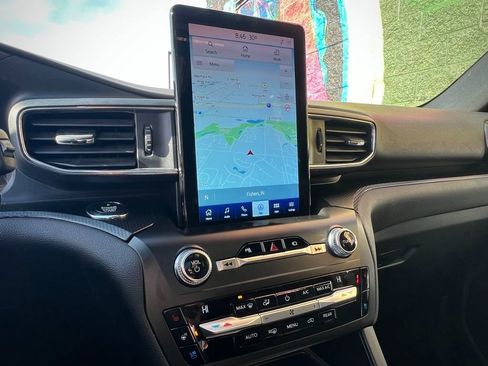 Used 2020 Ford Explorer ST w/ Premium Technology Package image 6