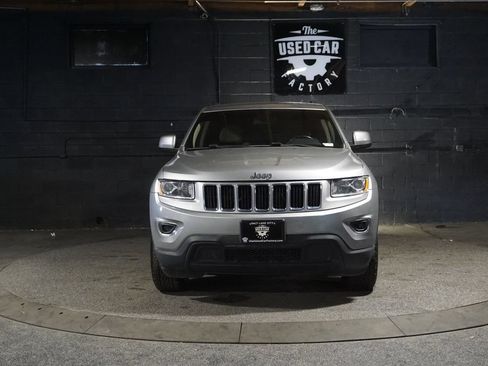 Used 2015 Jeep Grand Cherokee Laredo w/ Quick Order Package 23E AWD/4WD image 8