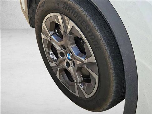 Certified 2023 BMW X1 xDrive28i image 11