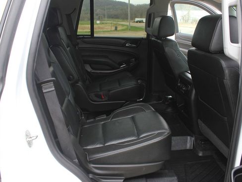 Used 2018 GMC Yukon SLT AWD/4WD image 37