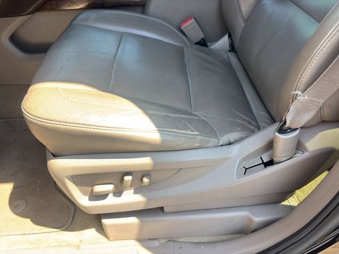 Used 2015 Chevrolet Tahoe LT image 11