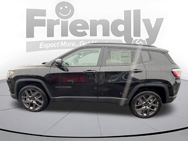 Used 2026 Jeep Compass Limited AWD/4WD image 2
