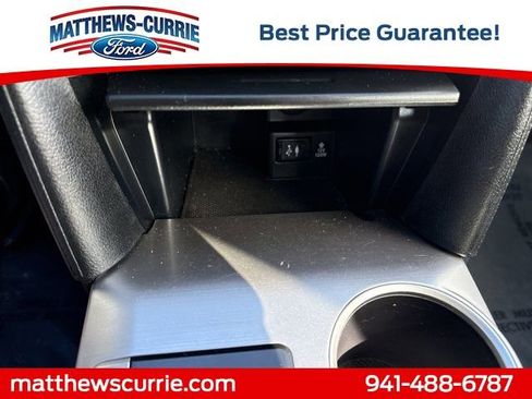 Used 2014 Toyota Camry XLE image 19