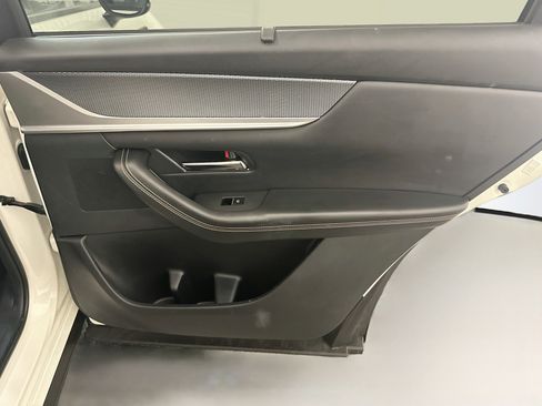 Used 2024 MAZDA CX-90 Plug-In Hybrid w/ Premium Plus AWD/4WD image 34