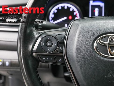 Used 2023 Toyota Camry SE image 15