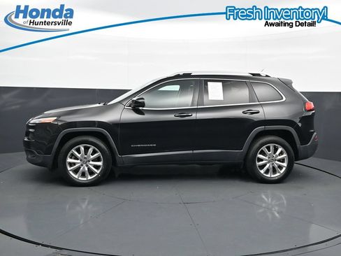 Used 2015 Jeep Cherokee Limited AWD/4WD image 6