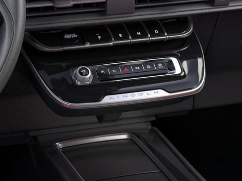 New 2025 Lincoln Corsair Grand Touring image 15