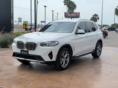 Used 2024 BMW X3 sDrive30i w/ Parking Assistance Package RWD image 5