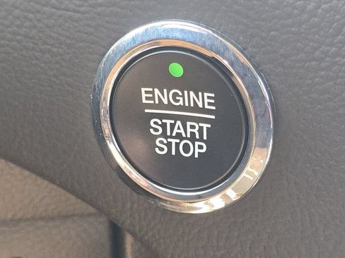 Used 2024 Ford Edge SEL AWD/4WD image 31