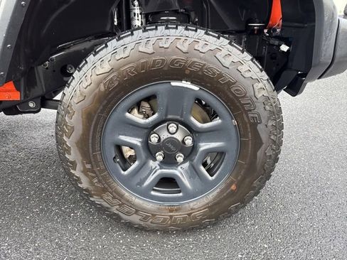 Used 2018 Jeep Wrangler Unlimited Sport image 9