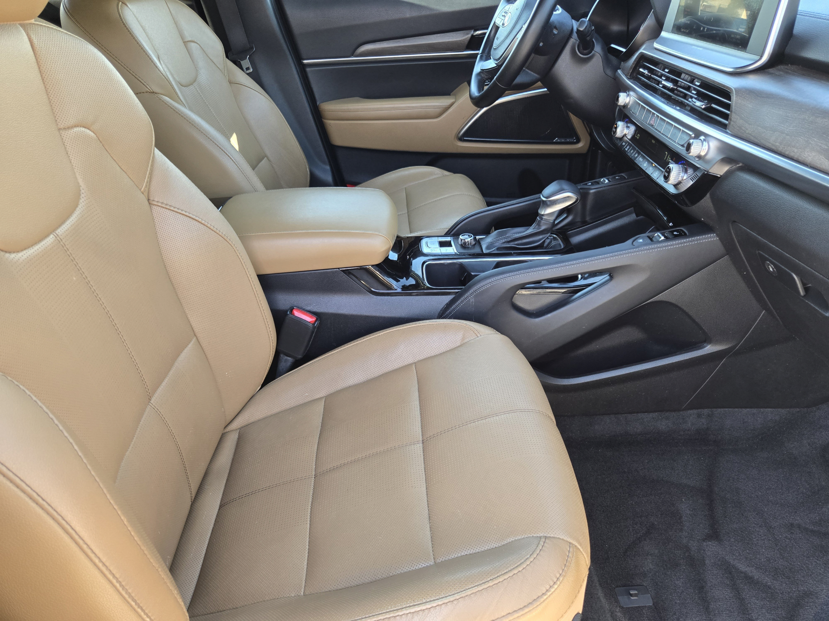 Used 2020 Kia Telluride SX w/ Towing Package FWD image 10
