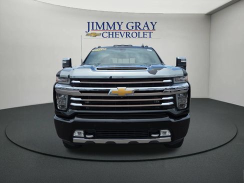 Used 2020 Chevrolet Silverado 2500 High Country w/ Z71 Off-Road Package AWD/4WD image 8