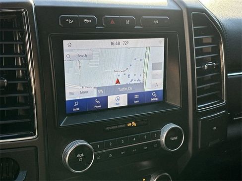 Used 2021 Ford Expedition Limited image 13