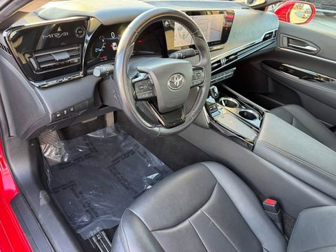 Used 2022 Toyota Mirai XLE image 12