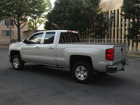 Used 2017 Chevrolet Silverado 1500 LT w/ All Star Edition RWD image 9