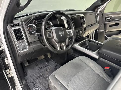 Used 2022 RAM 1500 Warlock AWD/4WD image 11