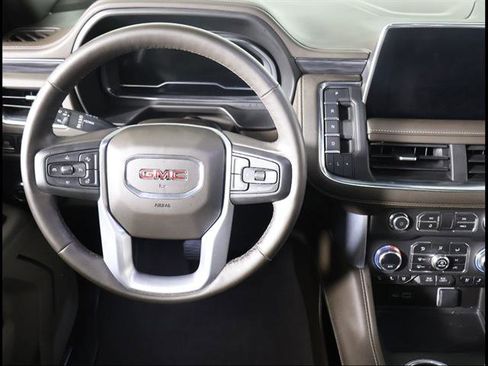 Used 2023 GMC Yukon SLT w/ SLT Premium Package RWD image 8