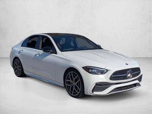 Used 2022 Mercedes-Benz C 300 Sedan image 3
