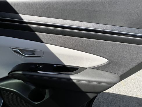 Used 2022 Hyundai Tucson Limited w/ Cargo Package image 38