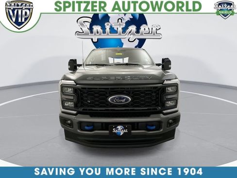 Used 2024 Ford F250 Lariat w/ Sport Appearance Package AWD/4WD image 3