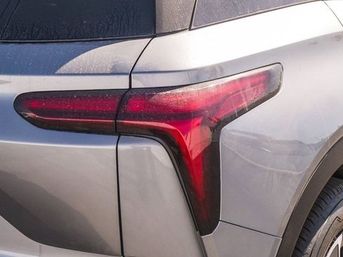 New 2026 Chevrolet Blazer EV LT image 10