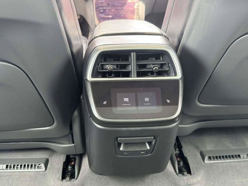 Used 2025 Lucid Air Touring AWD/4WD image 47