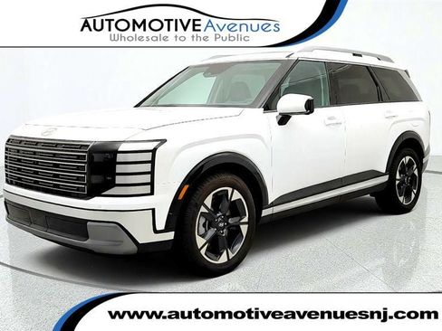 Used 2026 Hyundai Palisade Limited AWD/4WD image 1