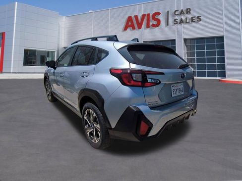 Used 2025 Subaru Crosstrek 2.5i Premium AWD/4WD image 9