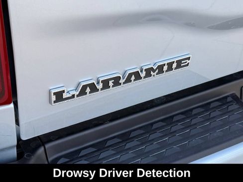 New 2026 RAM 3500 Laramie AWD/4WD image 39