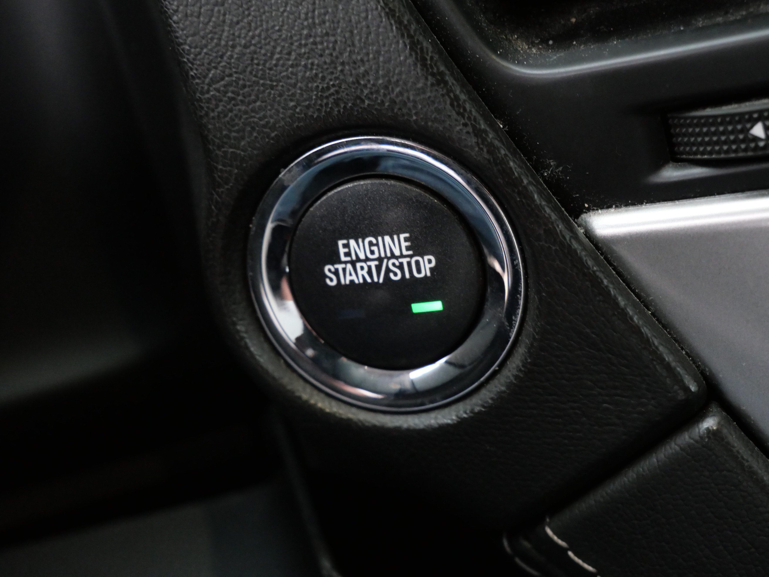 Used 2019 Chevrolet Suburban LT AWD/4WD image 29
