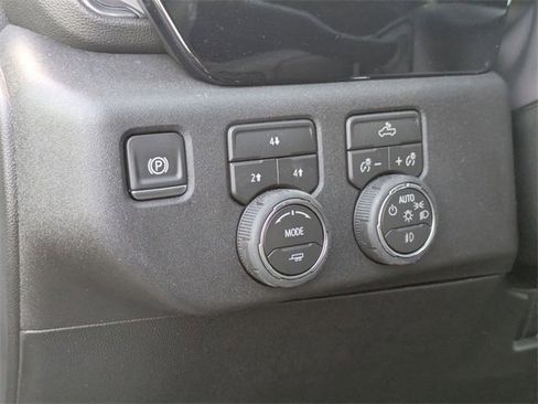 New 2026 Chevrolet Silverado 3500 LT image 13