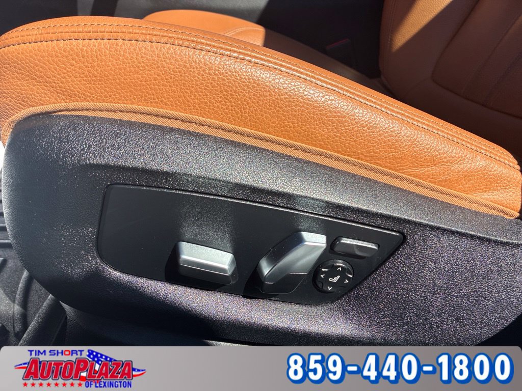 Used 2023 BMW 540i xDrive AWD/4WD image 32