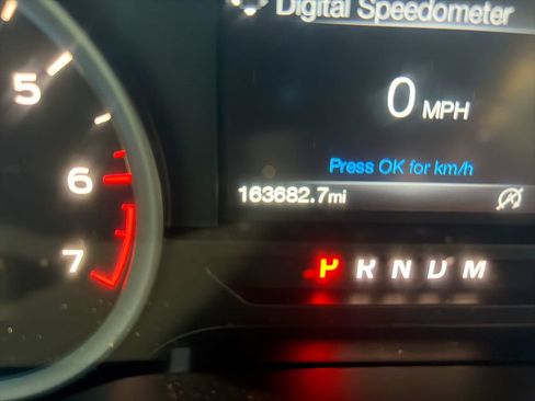 Used 2018 Ford F150 XLT w/ Equipment Group 302A Luxury RWD image 12