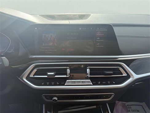Used 2019 BMW X7 xDrive40i w/ Premium Package image 19