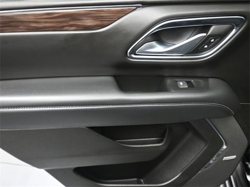 Used 2022 Chevrolet Tahoe LT w/ LT Signature Plus Package image 19