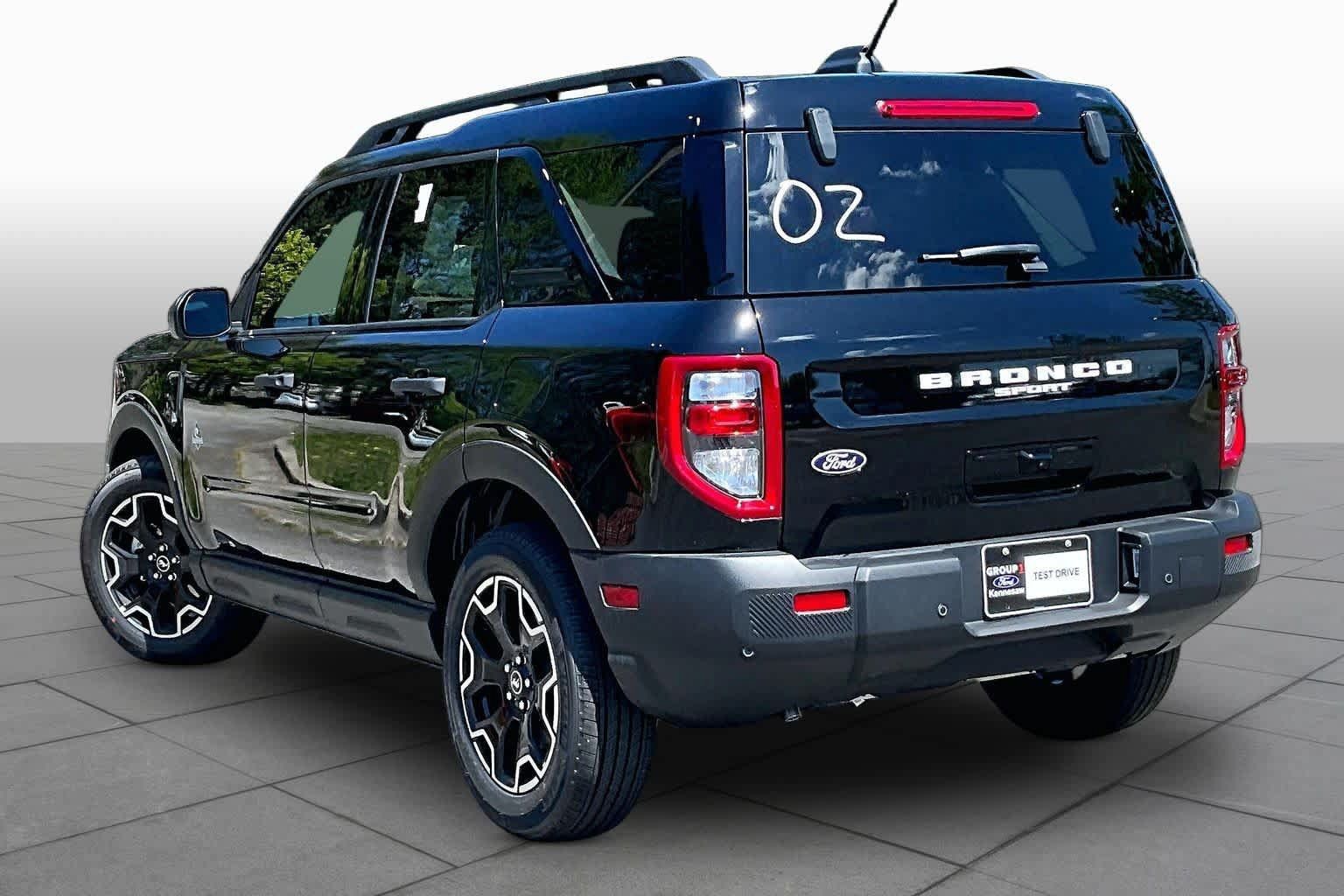 New 2026 Ford Bronco Sport Outer Banks AWD/4WD image 11