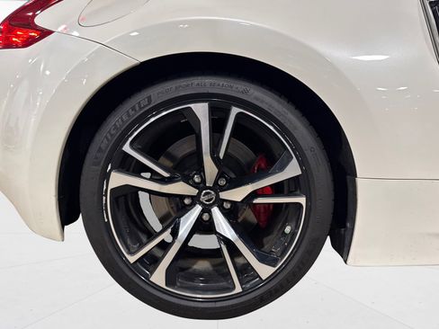 Used 2020 Nissan 370Z Touring Sport image 46
