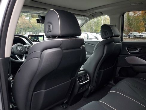 New 2026 Acura RDX SH-AWD w/ Advance Package image 12