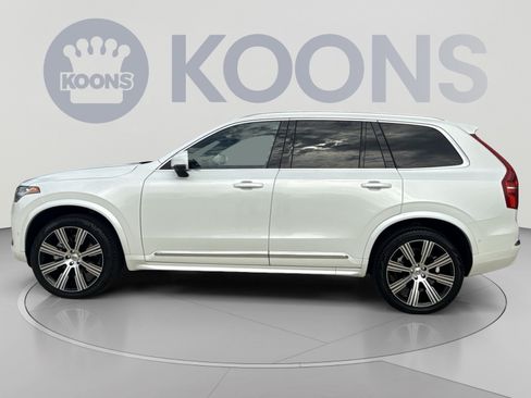Used 2024 Volvo XC90 B6 Ultimate w/ Protection Package Premier AWD/4WD image 2